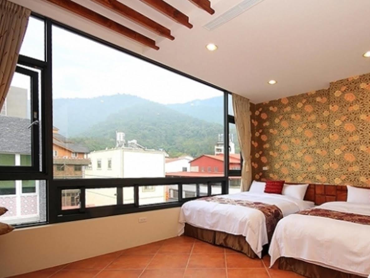 Shi Su Wan Jia Homestay I Nantou エクステリア 写真